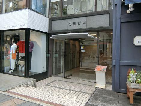 正面玄関