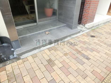 正面玄関