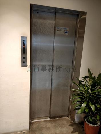 エレベーター