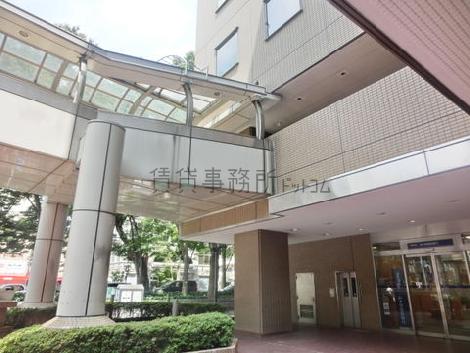 府中駅方面からペデストリアンデッキで繋がっております