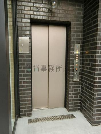 エレベーター