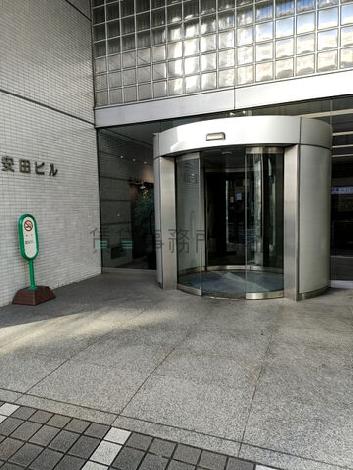 正面玄関