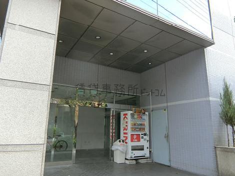 正面玄関