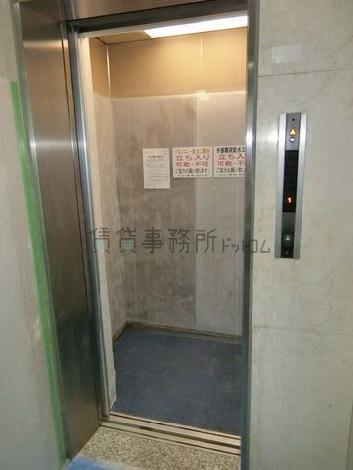 エレベーター