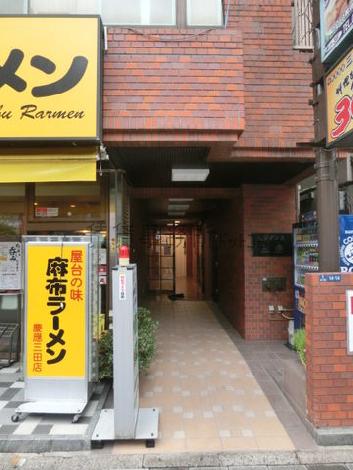 正面玄関