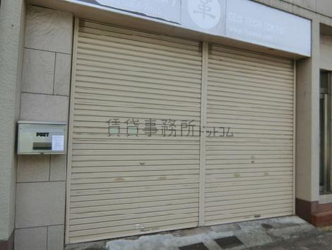 正面玄関