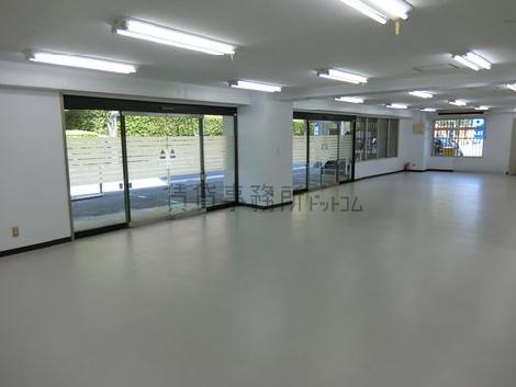桜新町二丁目ビルの室内