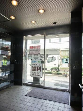 正面玄関