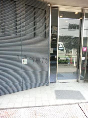 正面玄関