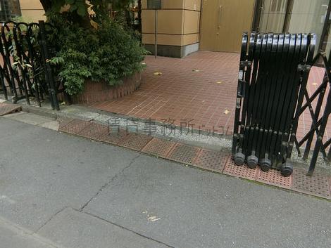 正面玄関