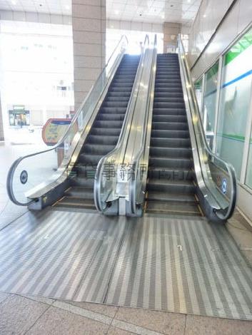 エスカレーター