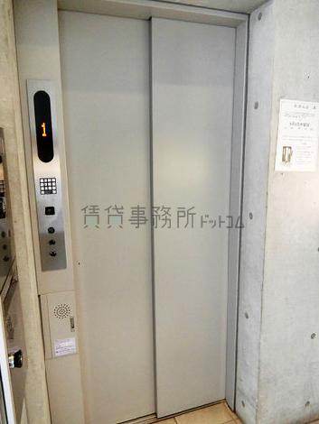 エレベーター