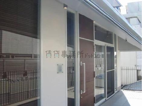 正面玄関