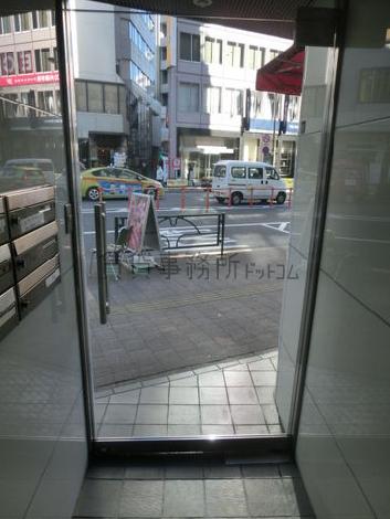 正面玄関