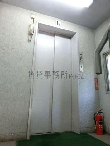 エレベーター