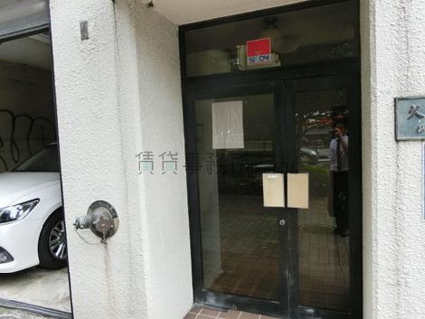 正面玄関