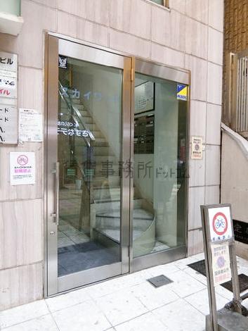 正面玄関