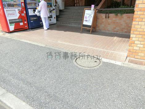 正面玄関