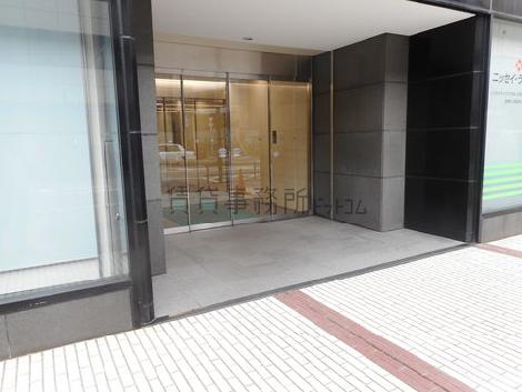 正面玄関