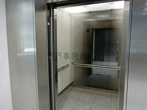 エレベーター