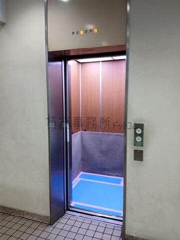 エレベーター