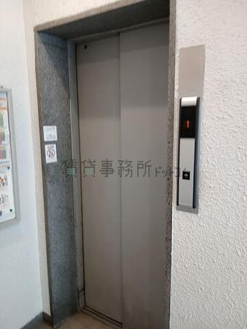 エレベーター