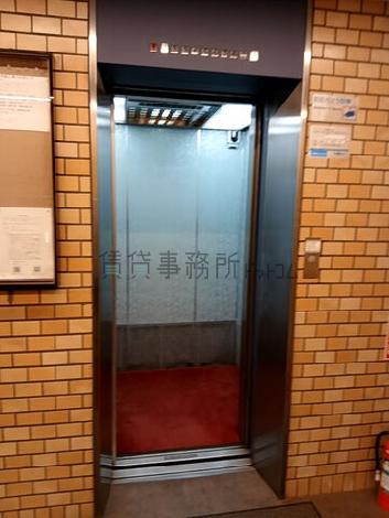 エレベーター