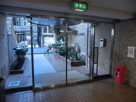 正面玄関