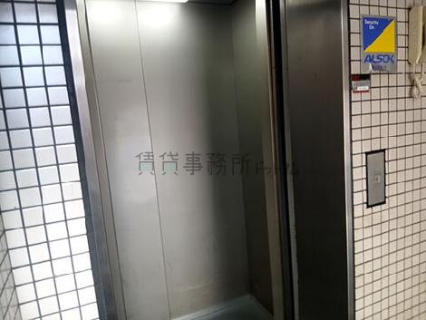 エレベーター