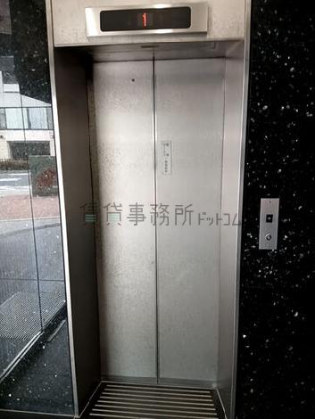 エレベーター