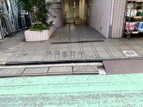 正面玄関