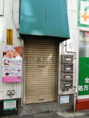正面玄関