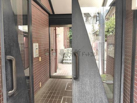 正面玄関