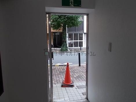 正面玄関