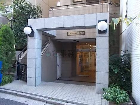 正面玄関