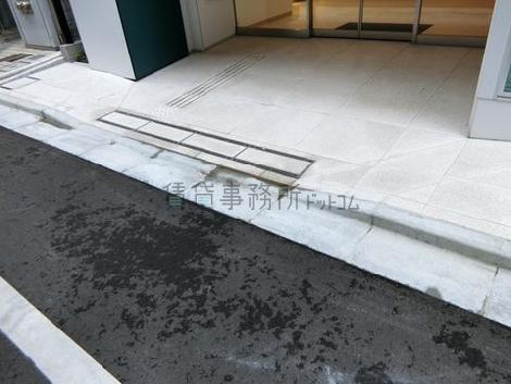 正面玄関