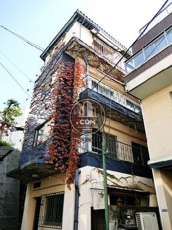 元麻布ビルの外観写真