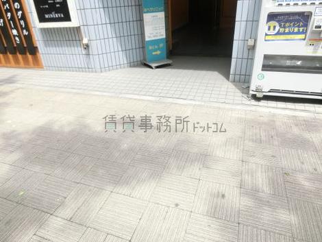 正面玄関