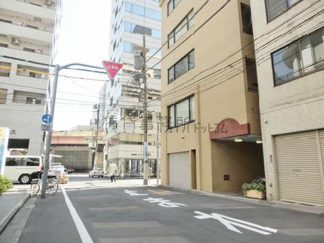 対面側からのアングル