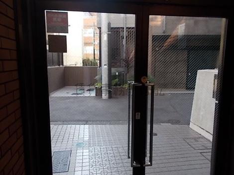 正面玄関