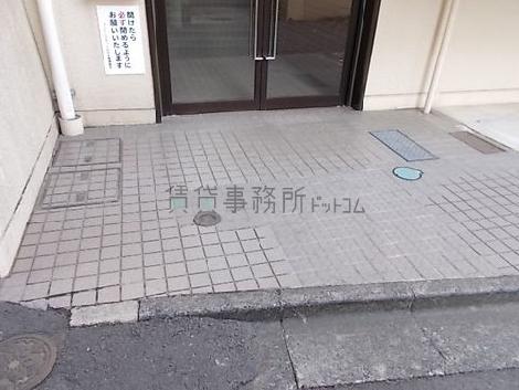 正面玄関