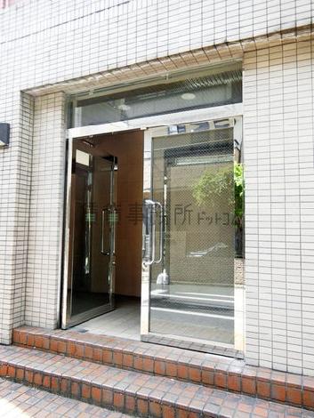正面玄関
