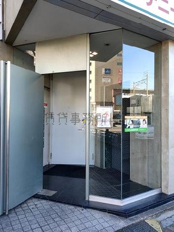 正面玄関