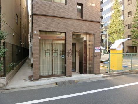 正面玄関