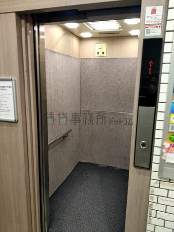 エレベーター