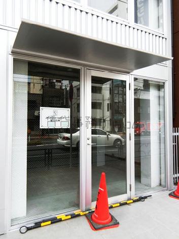 正面玄関