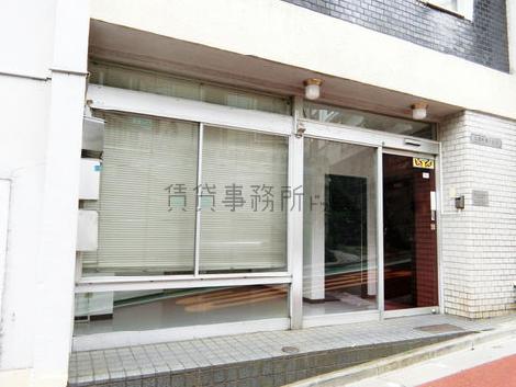 正面玄関