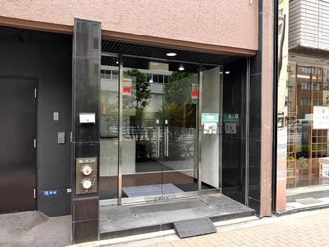 正面玄関