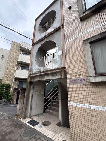 正面玄関