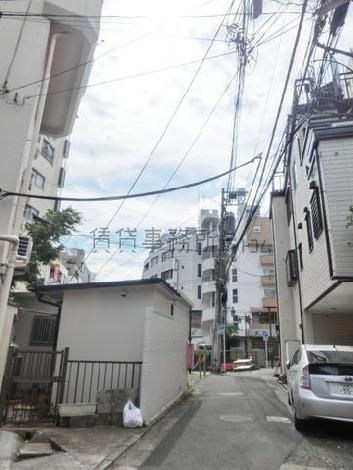 脇道奥からのアングル